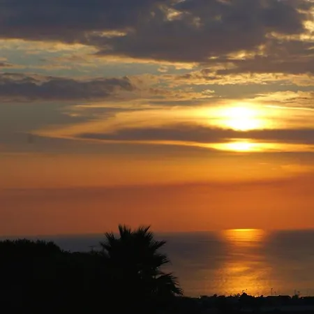 Orizzonte Blu Тропея